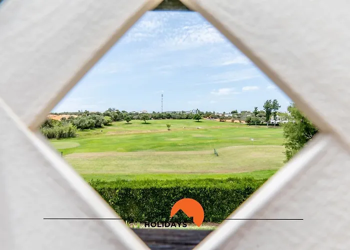 #174 T2 Em Zona Tranquila By Holidays 아파트