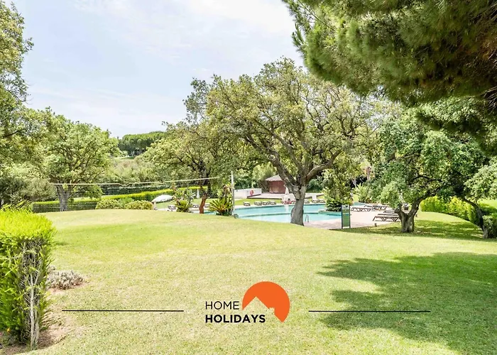 #174 T2 Em Zona Tranquila By Holidays *