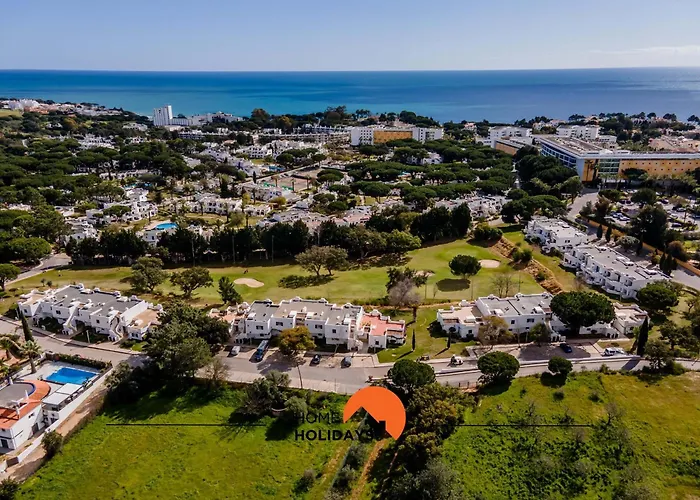 #174 T2 Em Zona Tranquila By Holidays 아파트 알부페이라