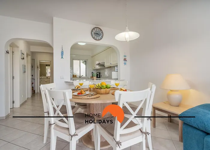 #174 T2 Em Zona Tranquila By Holidays