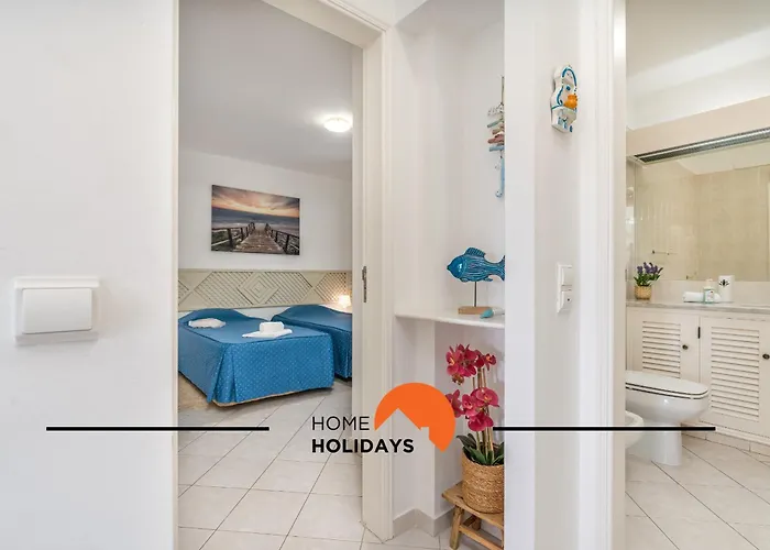 #174 T2 Em Zona Tranquila By Holidays *