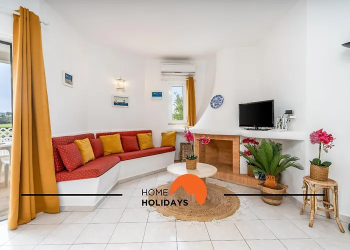 #174 T2 Em Zona Tranquila By Holidays 아파트 알부페이라